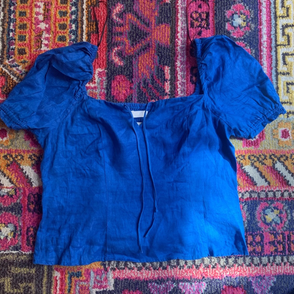 Puff sleeve blouse